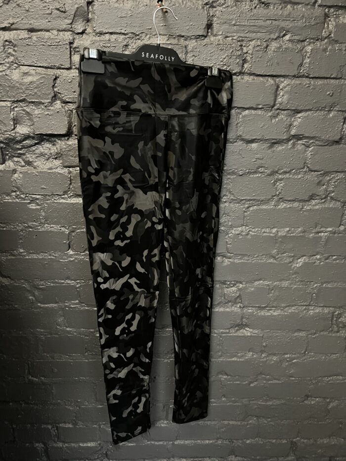 camo tights black