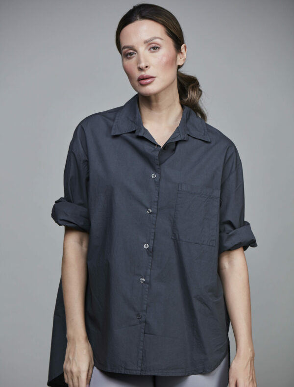 Boyfriend Short Almost Black