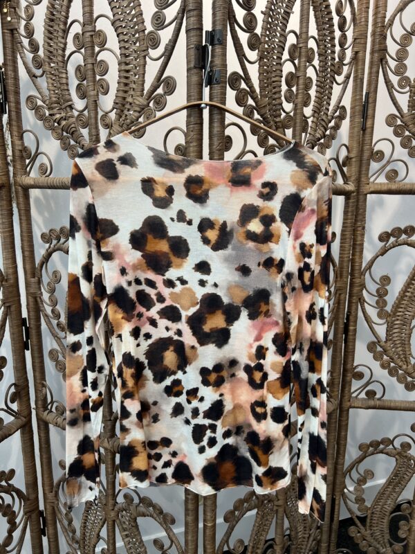 Sample Sale Cashmere Leo top