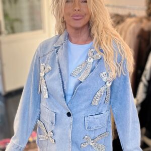 JACKET WITH ROSETT