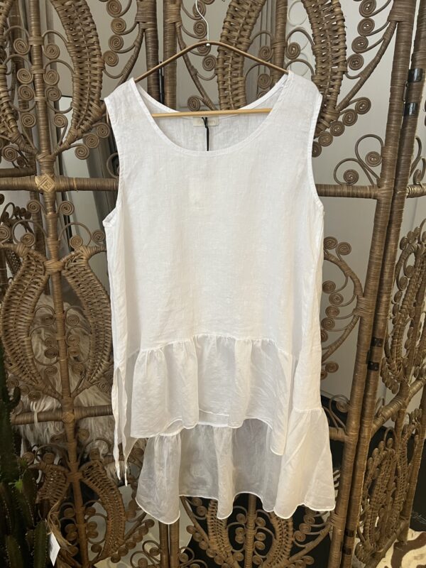A Sample Sale LONG top , 1 left