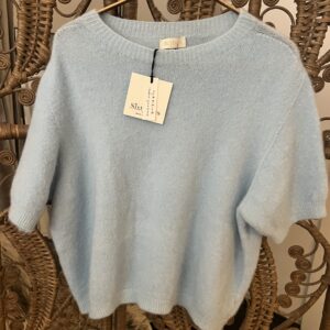 A Sample Sale light blue, 1 left