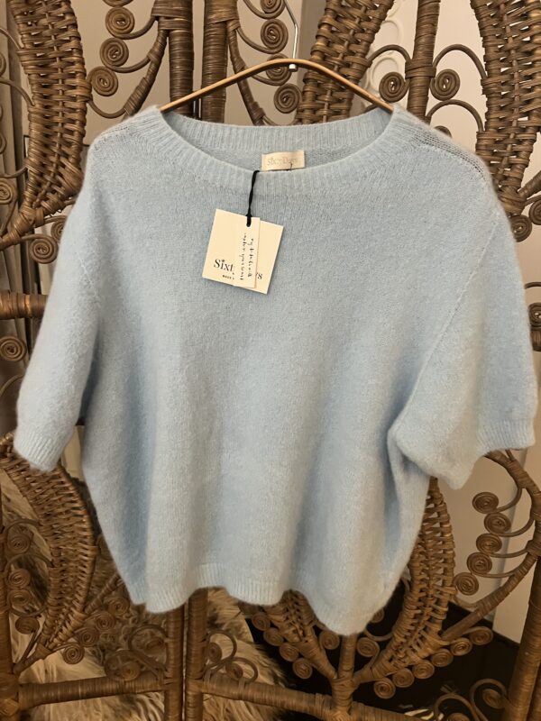 A Sample Sale light blue, 1 left