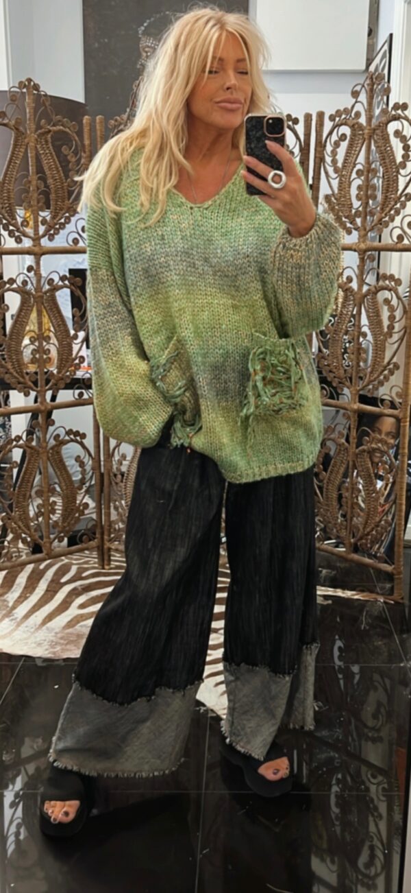 1 A Sample Sale sweater, 1 left