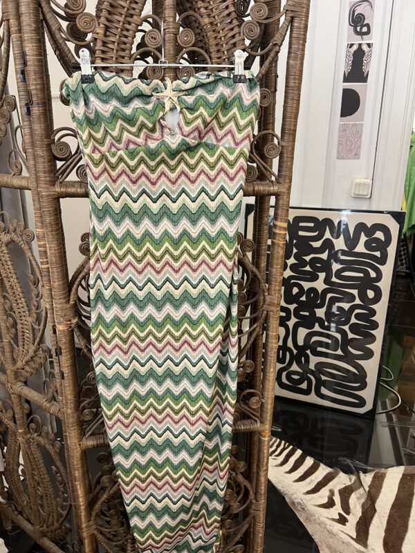 1 A Sample Sale, 1 left