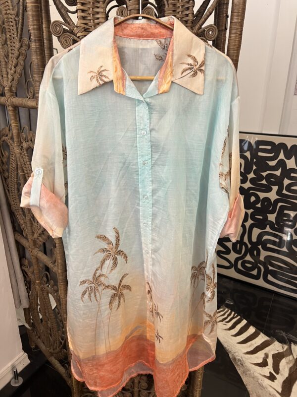 1 A Sample Sale, 1 left