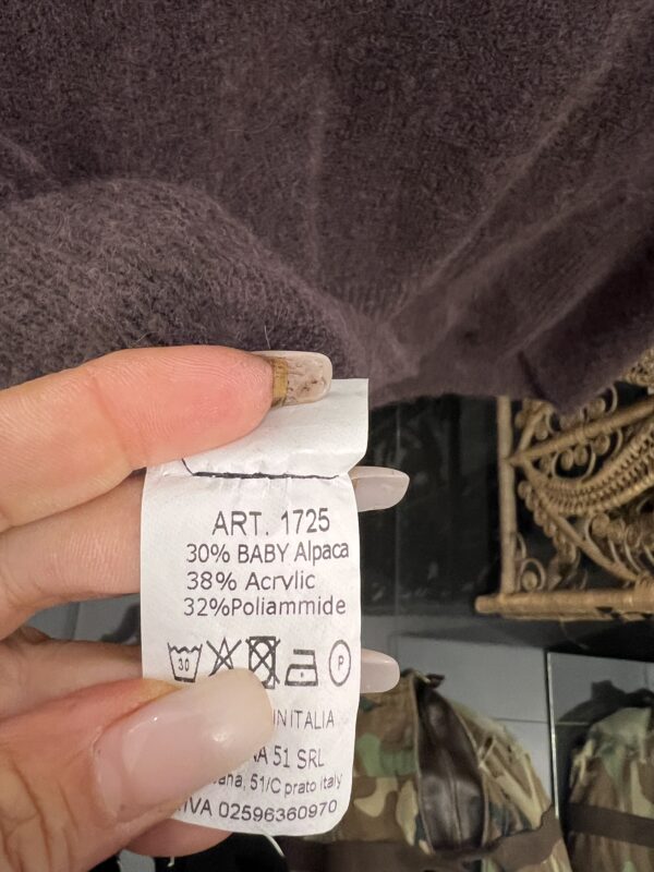 NEW sample sale 12/10 ,  1 left - Image 2