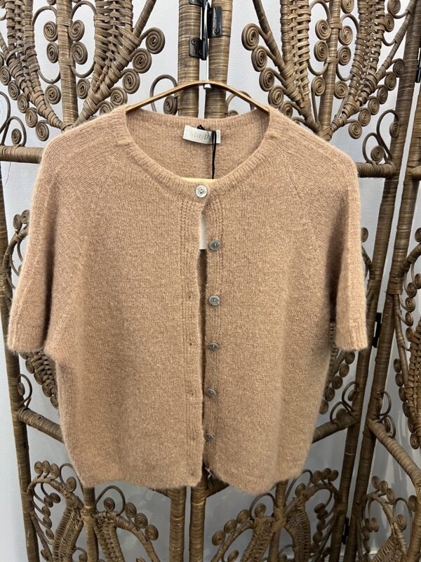 NEW sample sale 12/10 ,  1 left