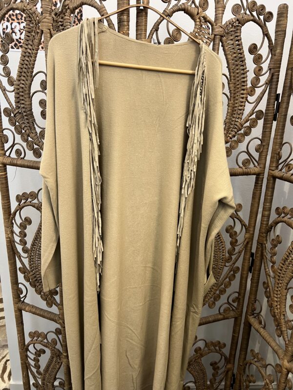 NEW sample sale 12/10 ,  1 left - Image 2