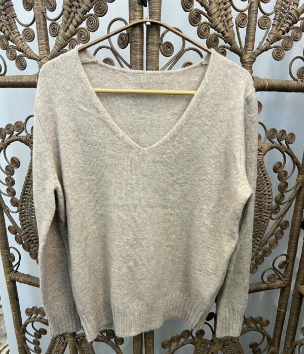 NEW sample sale 12/10 ,  1 left