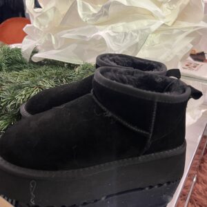 Sample Sale Ugg BLACK