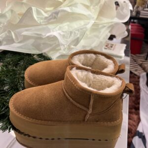 Ugg Camel
