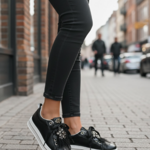 Eva Shoe White Black